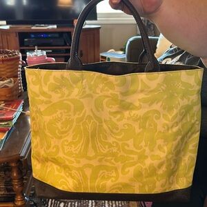 Very nice, like new Este’e Lauder gift bag!